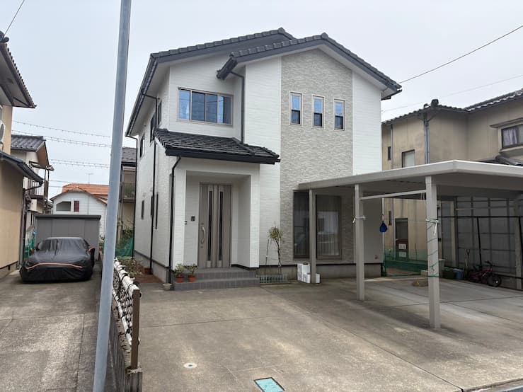 白山市福留町で金属サイディング工事を行いました